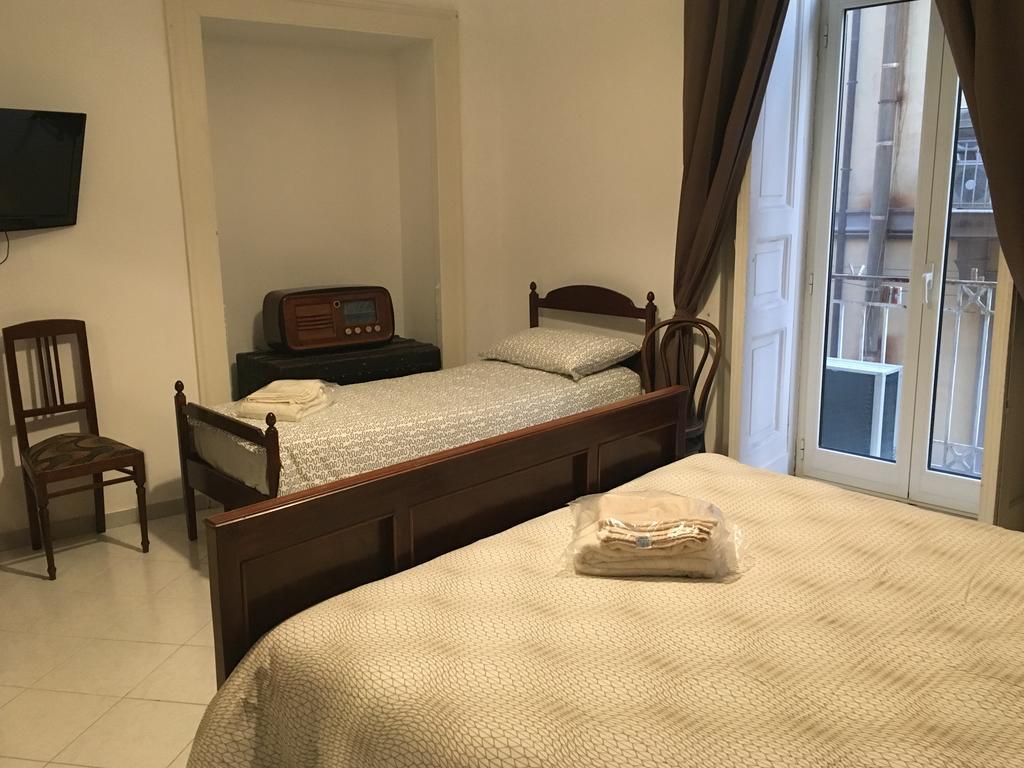 B&B Nonna Stella Наполи Екстериор снимка